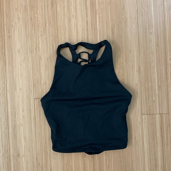 ALO Yoga Tops - ALO YOGA movement bra